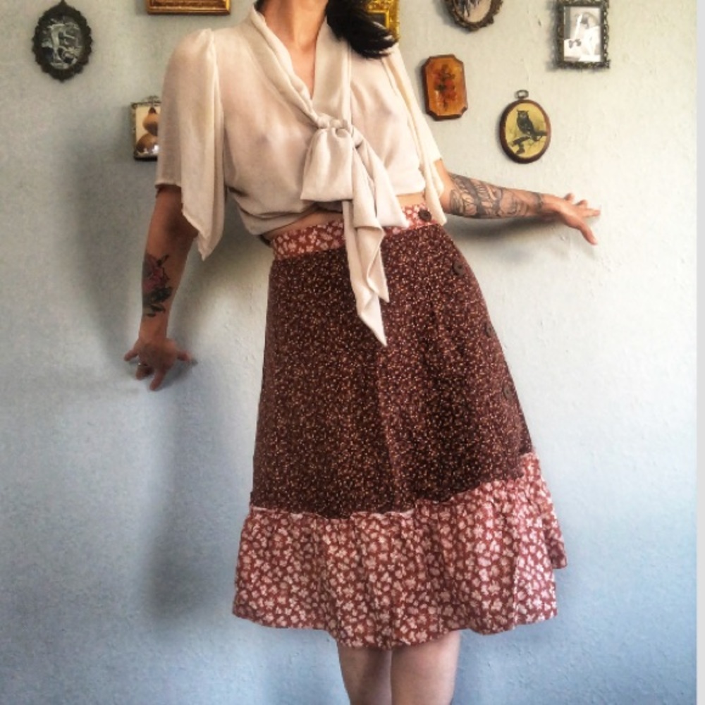 Vtg high waisted prairie skirt